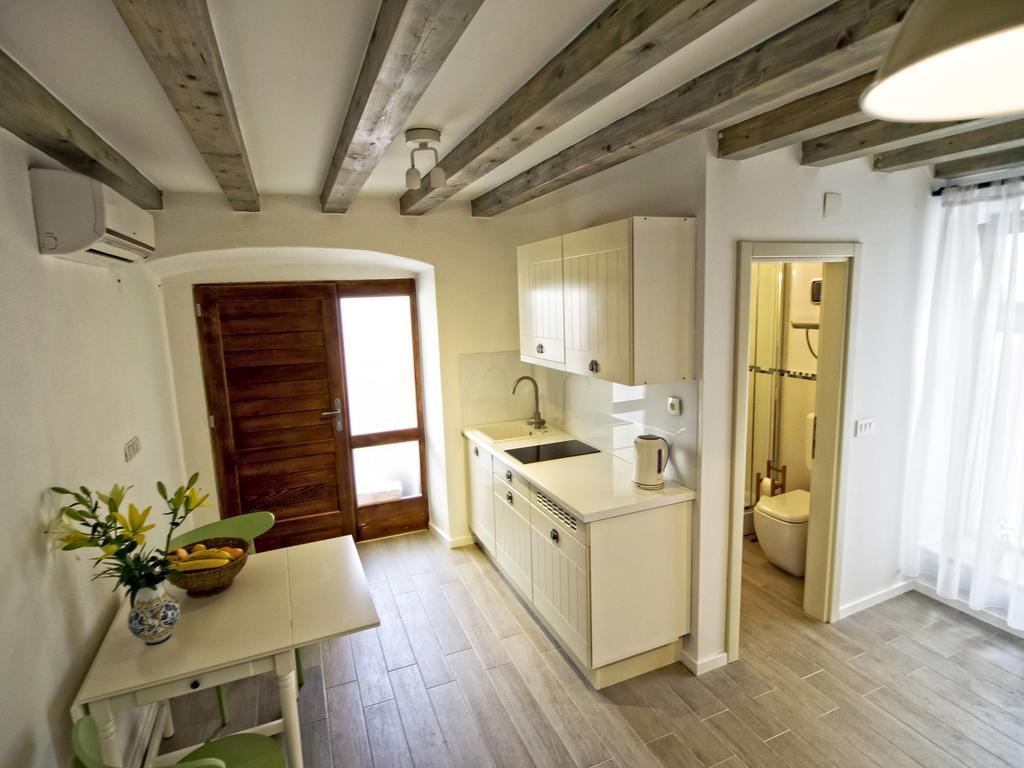 Anja Apartments 시베니크 객실 사진
